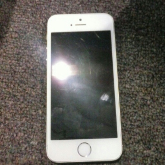 IPhone se - Picture 2 of 2